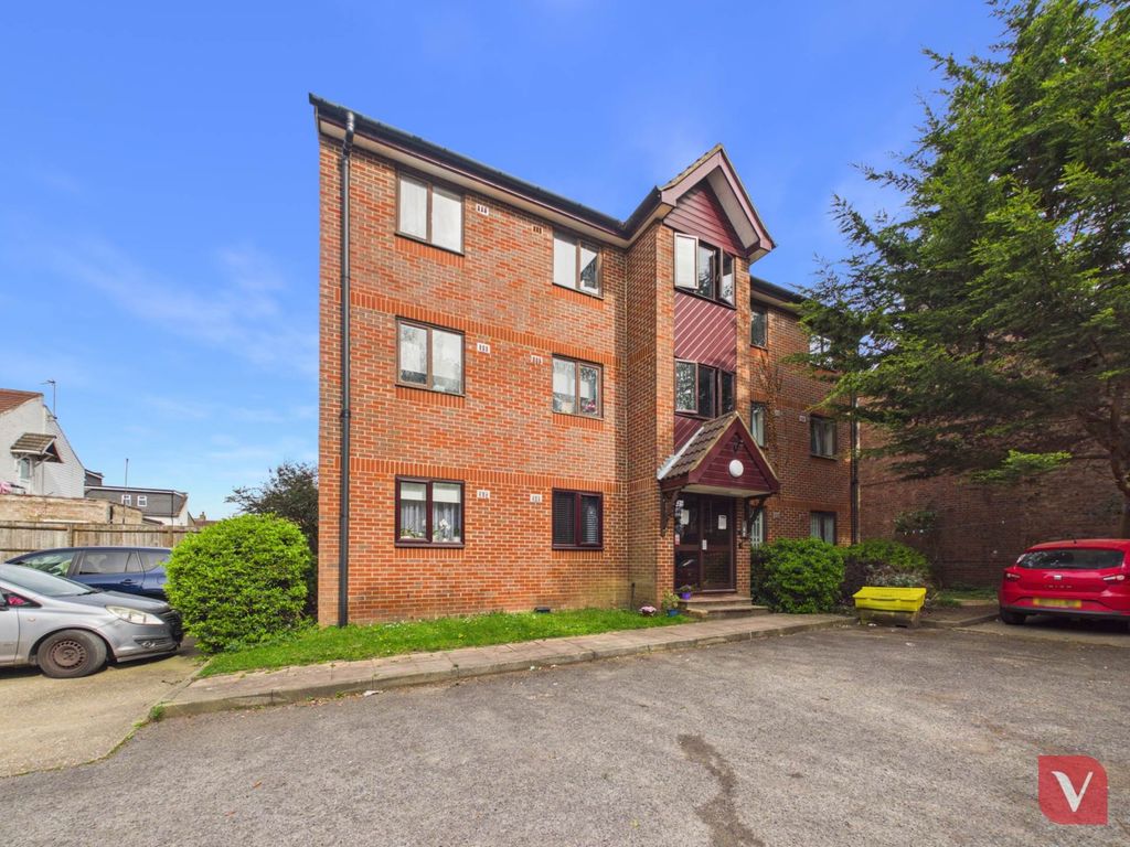 Property photo 1 of 7