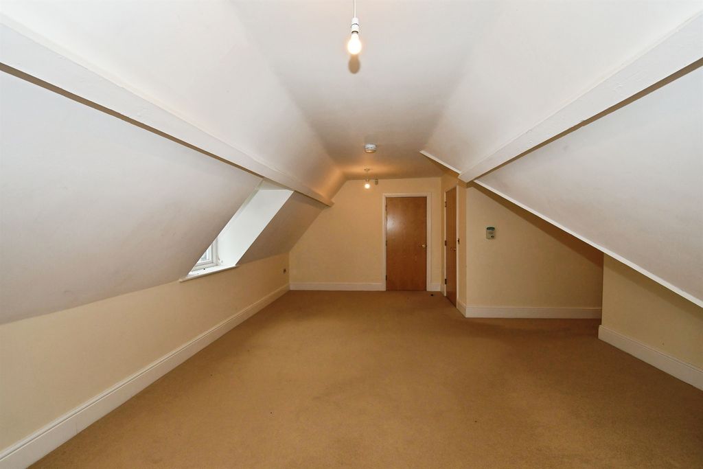 Additional image 5 of 1 bed flat for saleThe Broadway, Woodhall Spa LN10
