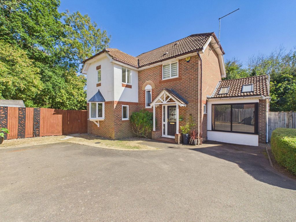 Property photo 1 of 28