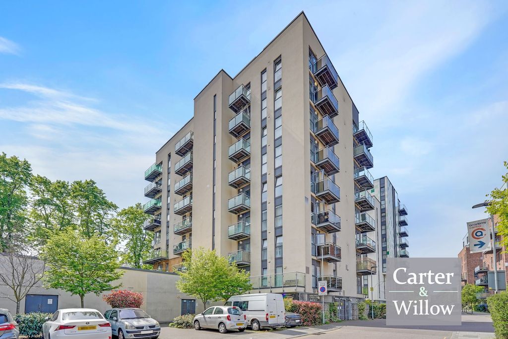 Property photo 1 of 14 Exterior