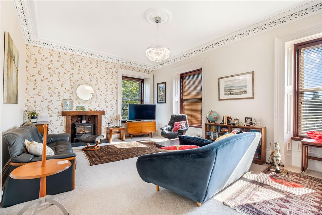 Property photo 3 of 23 21A Monifieth Rd (7).Jpg