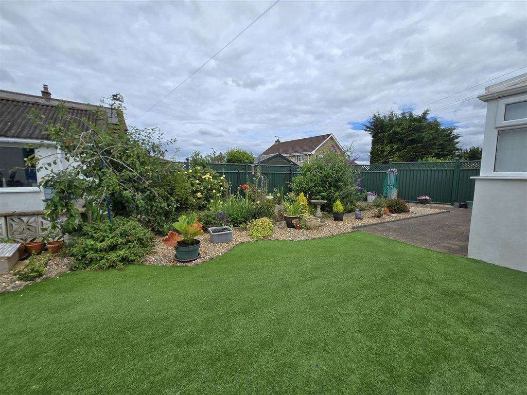 Property photo 2 of 19 Rear Garden