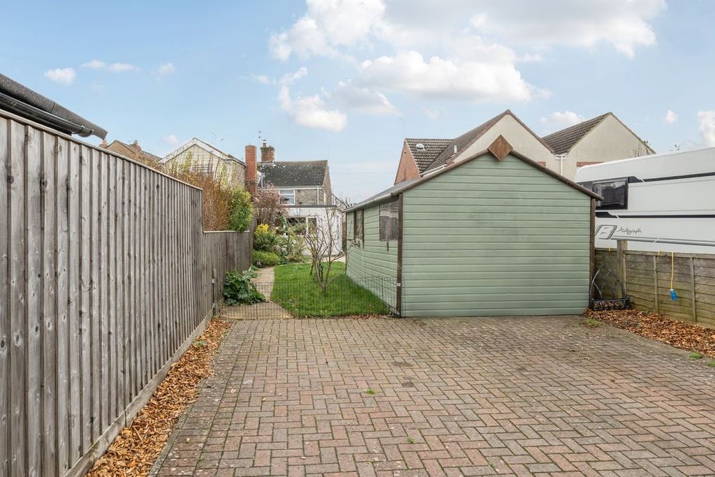 Property photo 2 of 12 13758791691dc249Af70E