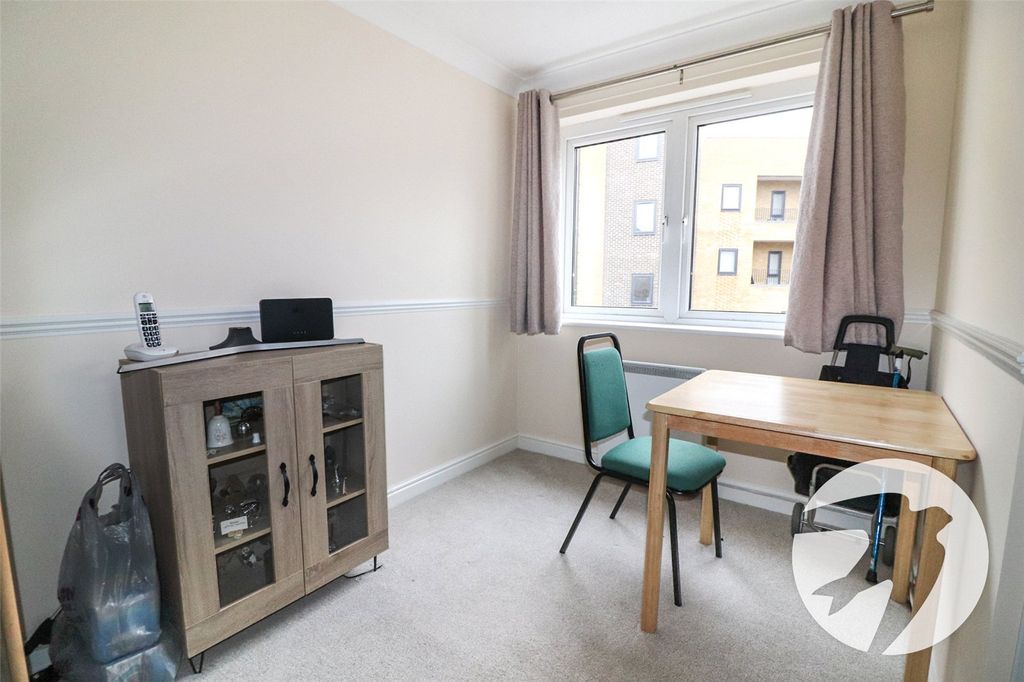 Property photo 3 of 11 Picture No. 20