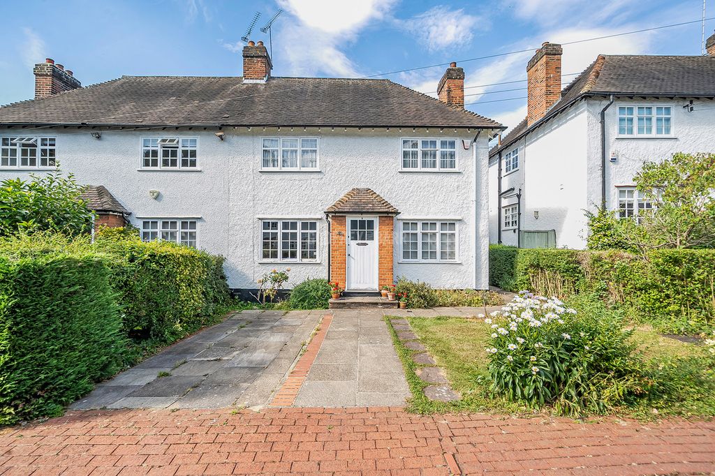 Property photo 1 of 14