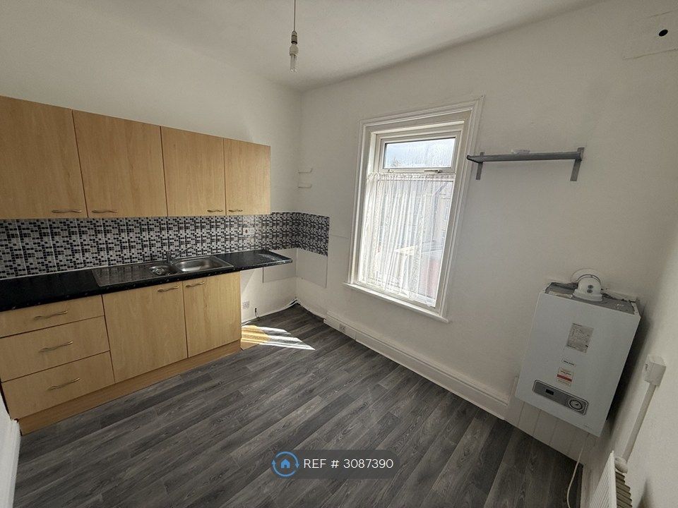 Property photo 3 of 17 Kitchen On The First Floor Flat