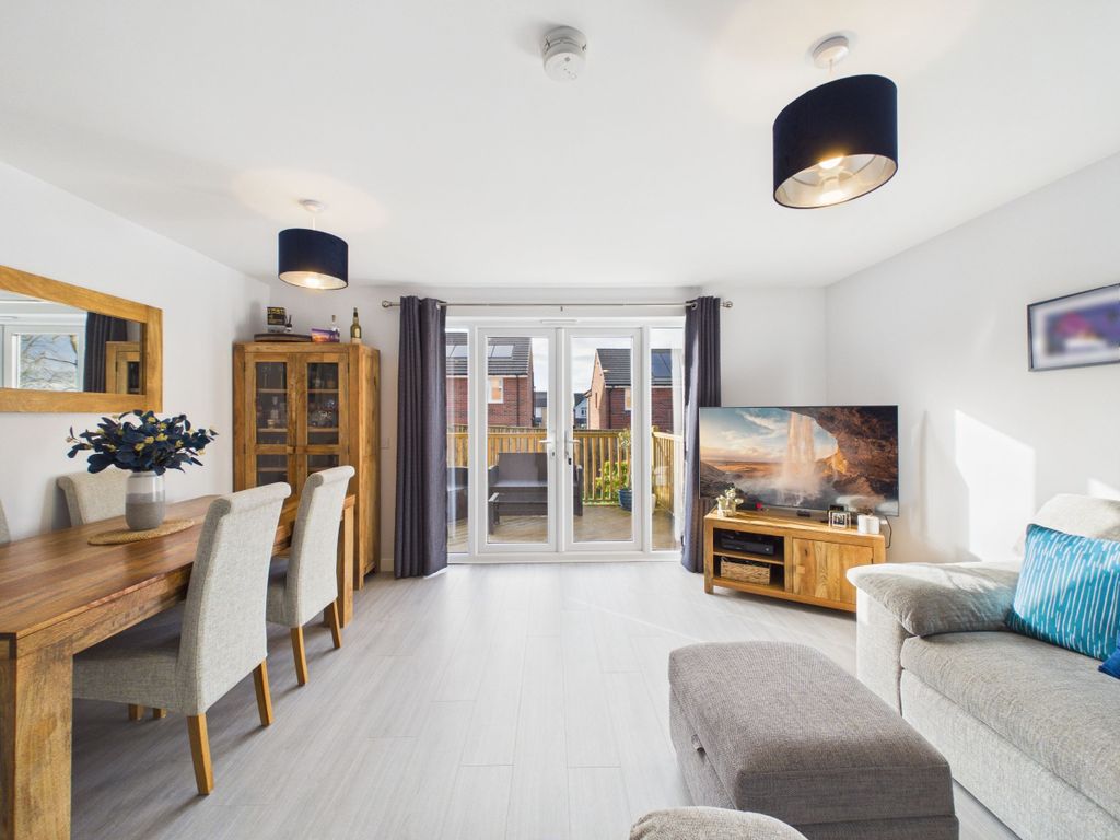 Property photo 3 of 26