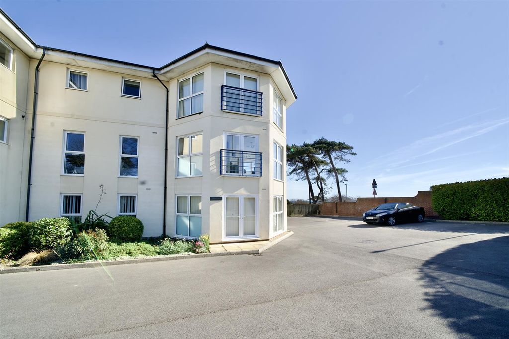 Property photo 1 of 11 Dsc02518.Jpeg