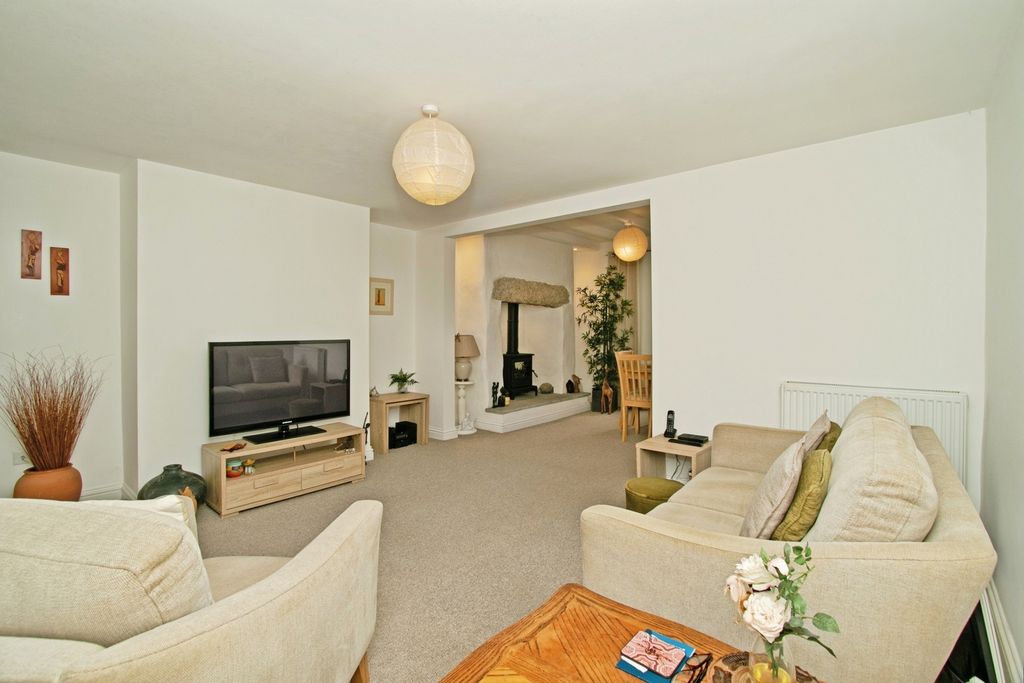 Property photo 3 of 27 Pbox-Img.Jpg