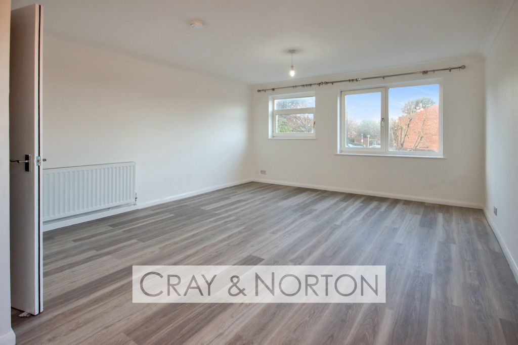 Property photo 2 of 13 Photo 8