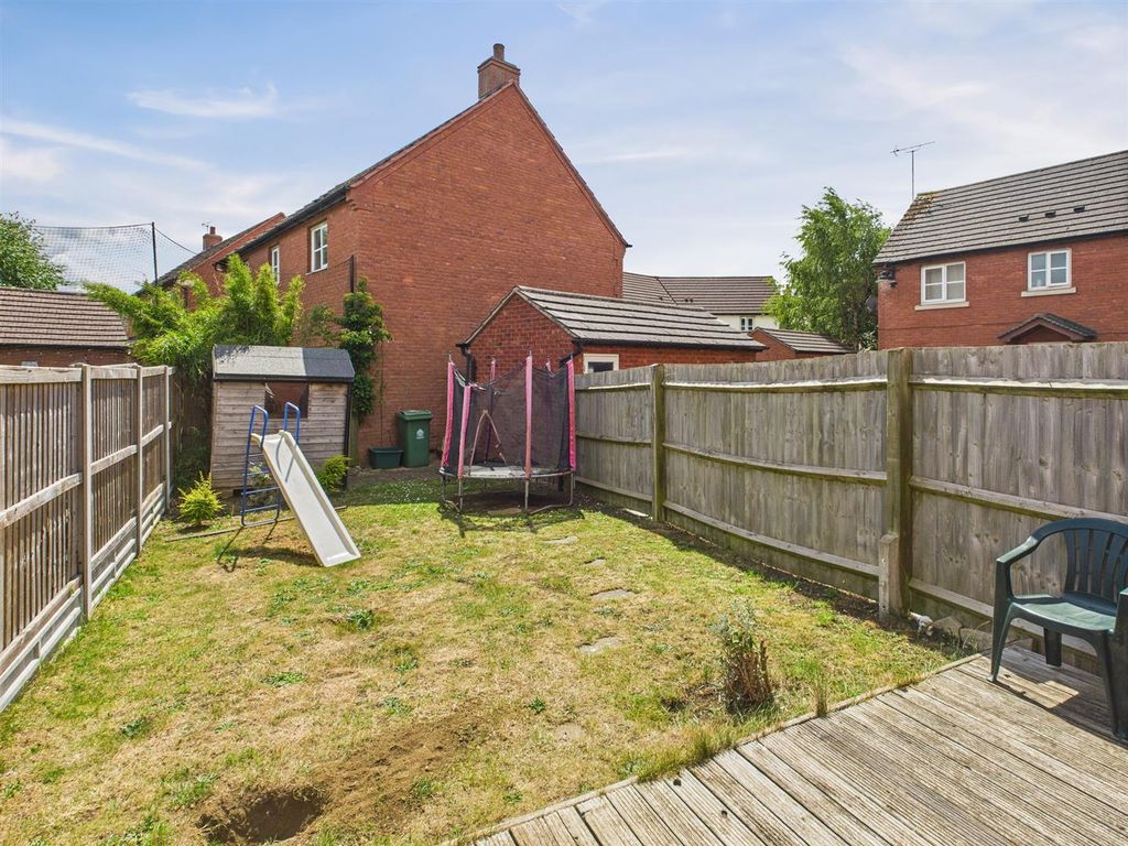 Property photo 3 of 13