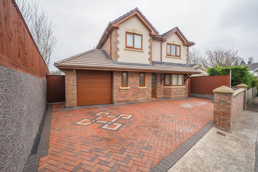 Property photo 1 of 29 Img_2706