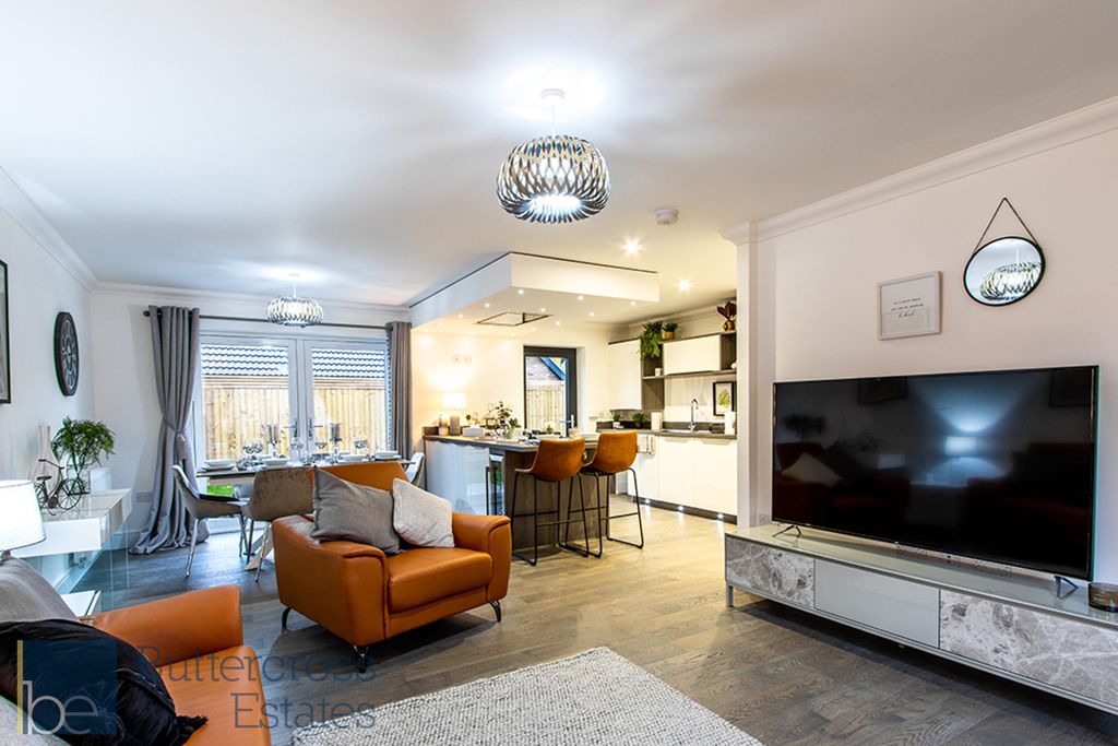 Property photo 3 of 16 Living Area