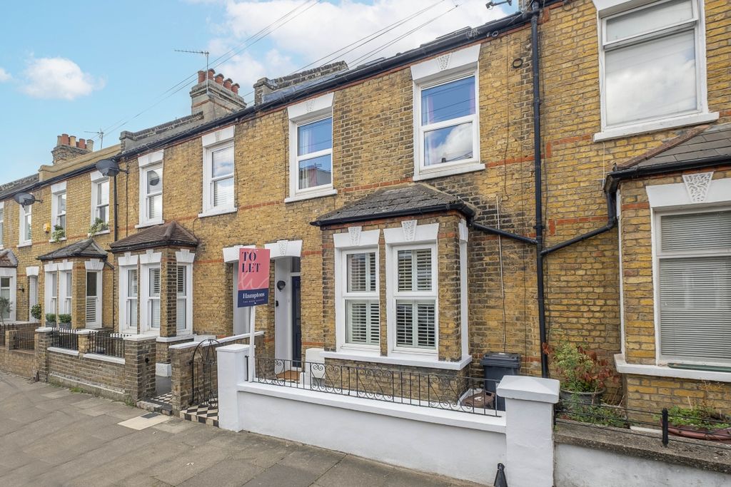 Property photo 2 of 21 20-Bellew-Street-...