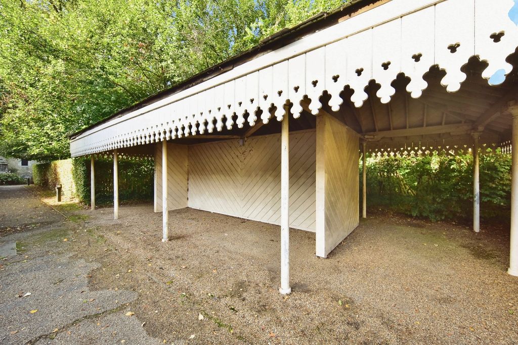 Property photo 2 of 17 Pbox-Img.Jpg