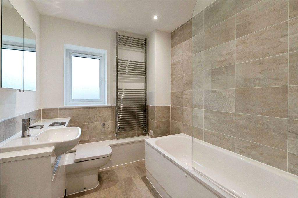 Property photo 3 of 5 Bathroom