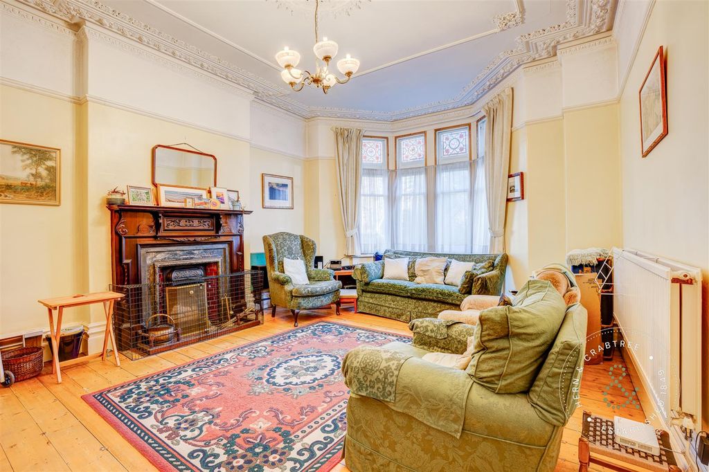 Property photo 2 of 27 Cathedral Road, Pontcanna, Herncrabtree (5).Jpg