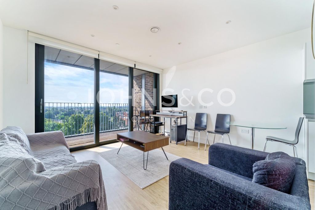 Property photo 1 of 12