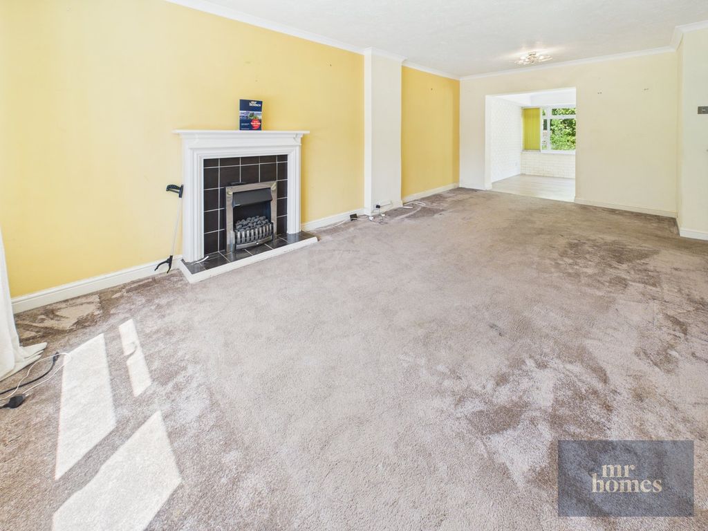 Property photo 2 of 38