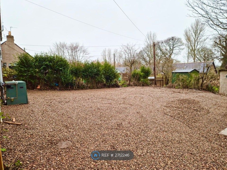 Property photo 3 of 5