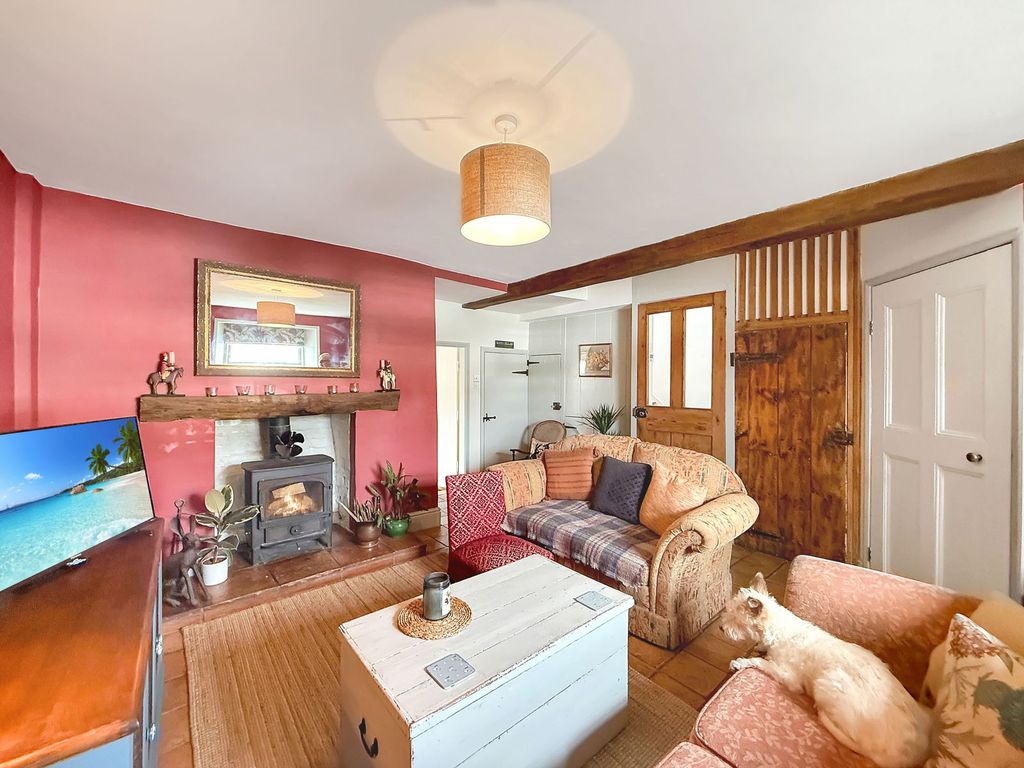 Property photo 3 of 31