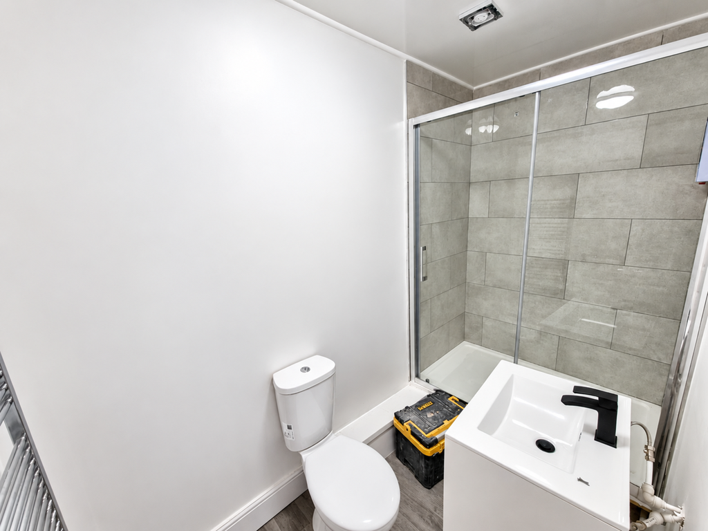 Property photo 3 of 4