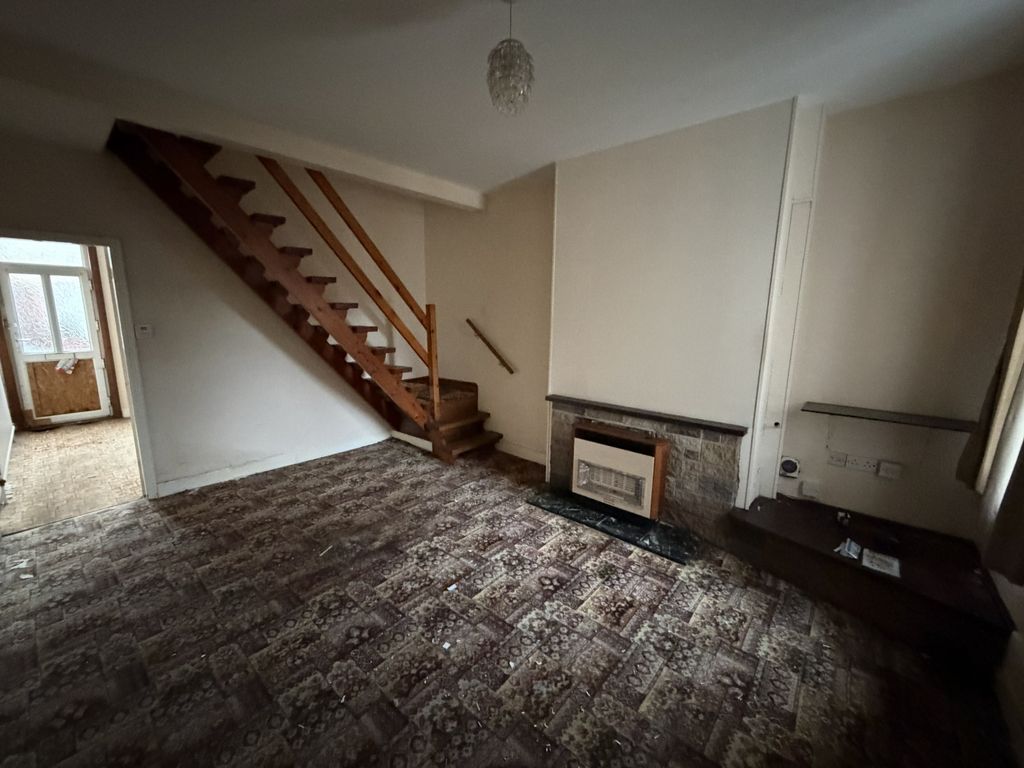 Property photo 3 of 10 Photo 10