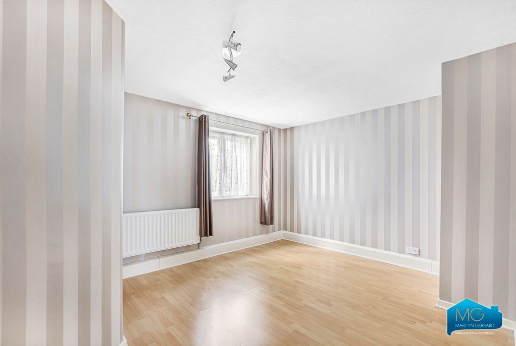 Property photo 3 of 10 Picture No. 07