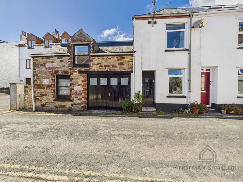 Property photo 1 of 21