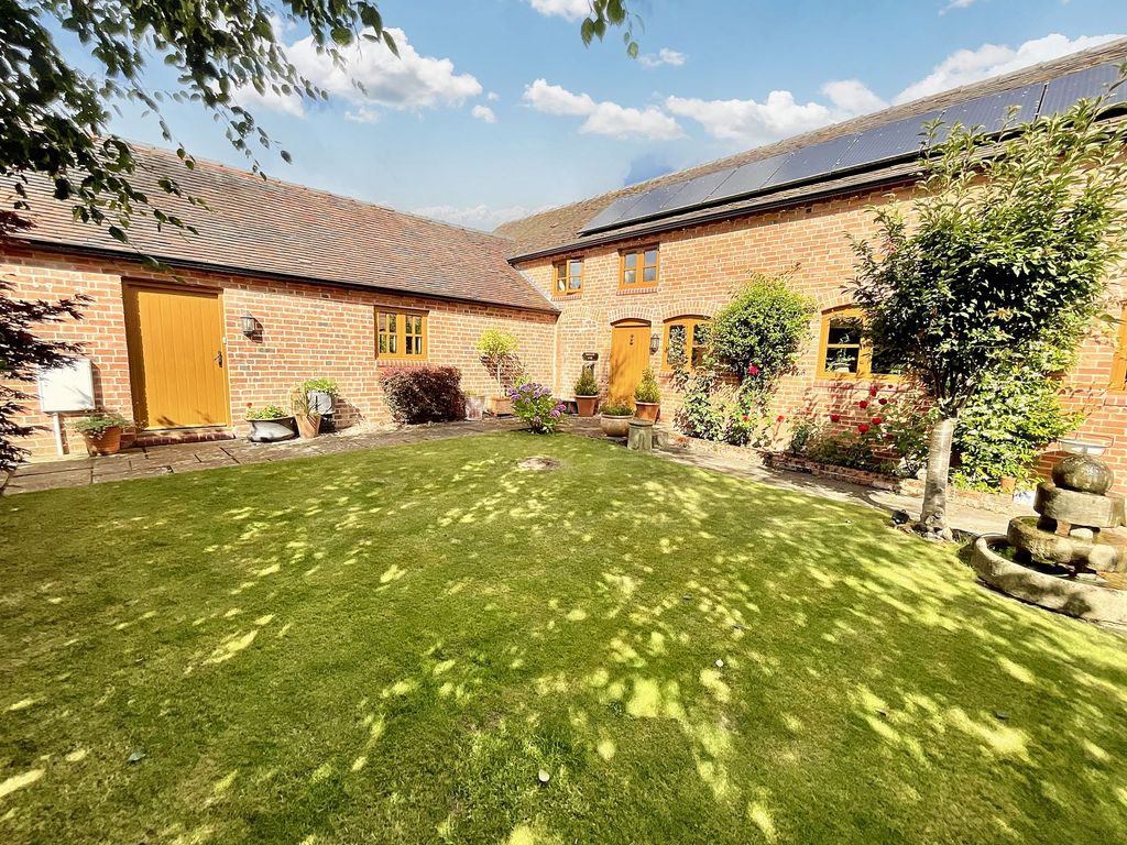 Property photo 1 of 30