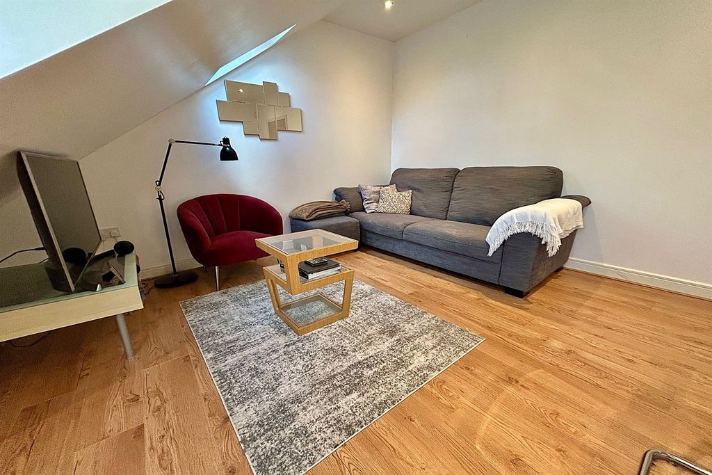 Property photo 3 of 15 Living Room