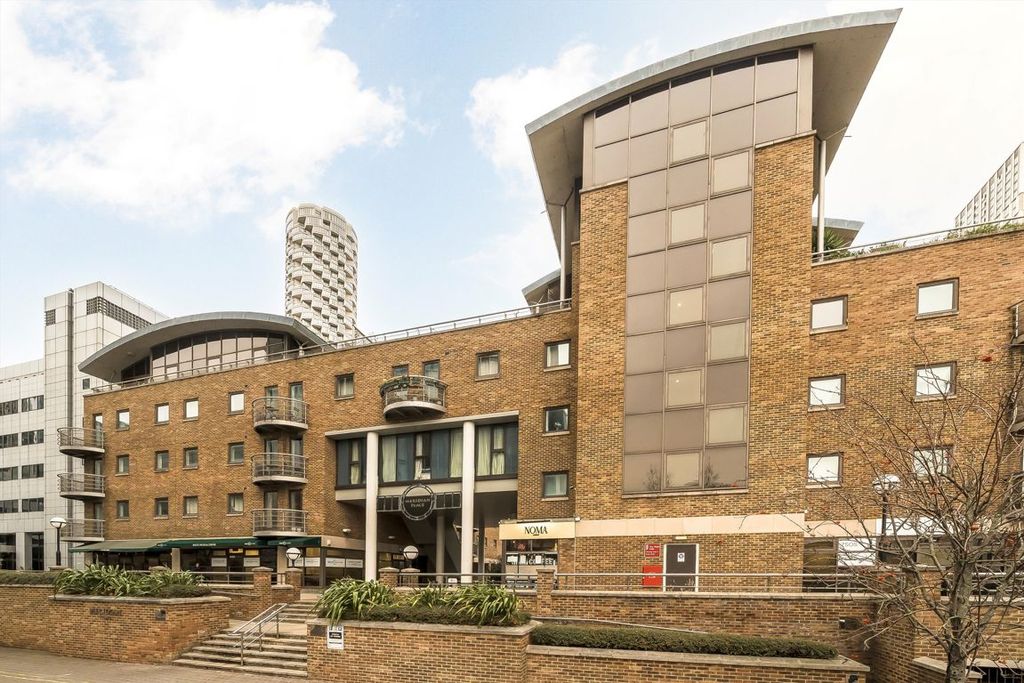 Property photo 1 of 8