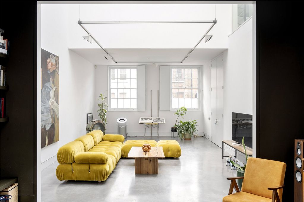 Property photo 2 of 26 Picture No. 51