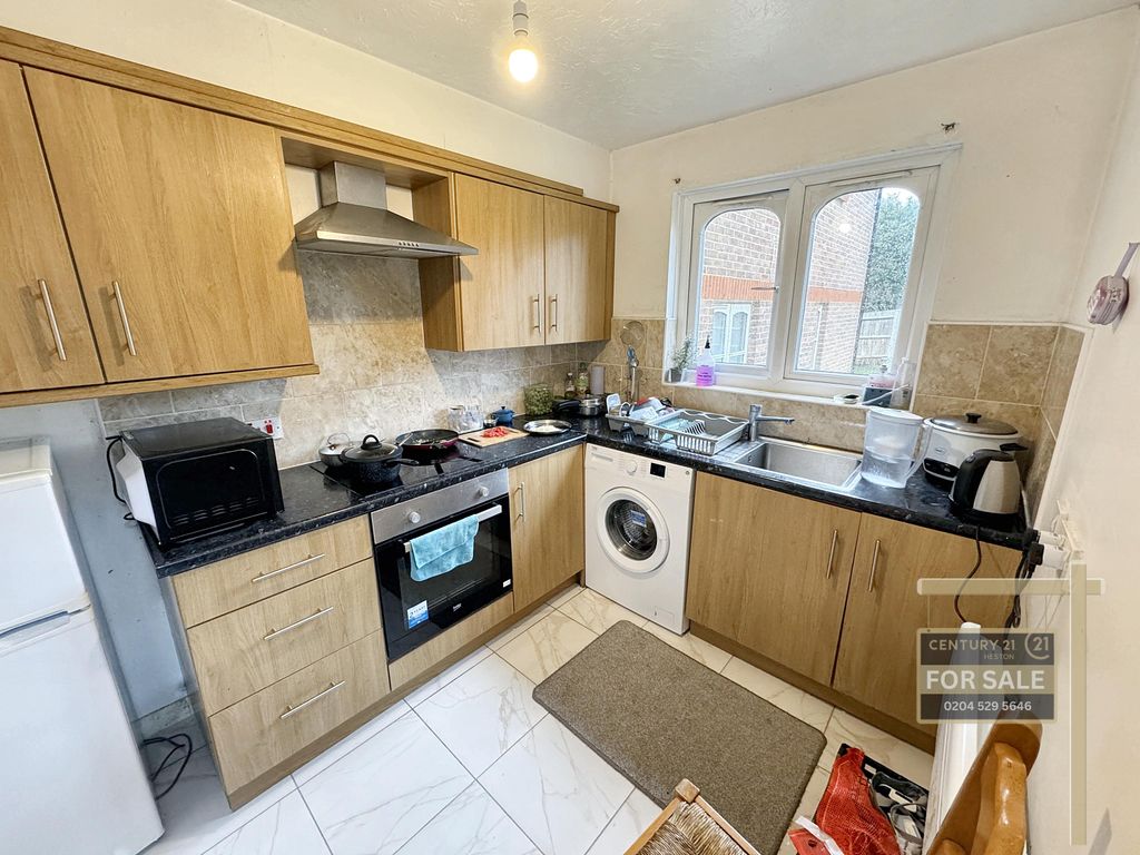 Property photo 2 of 5