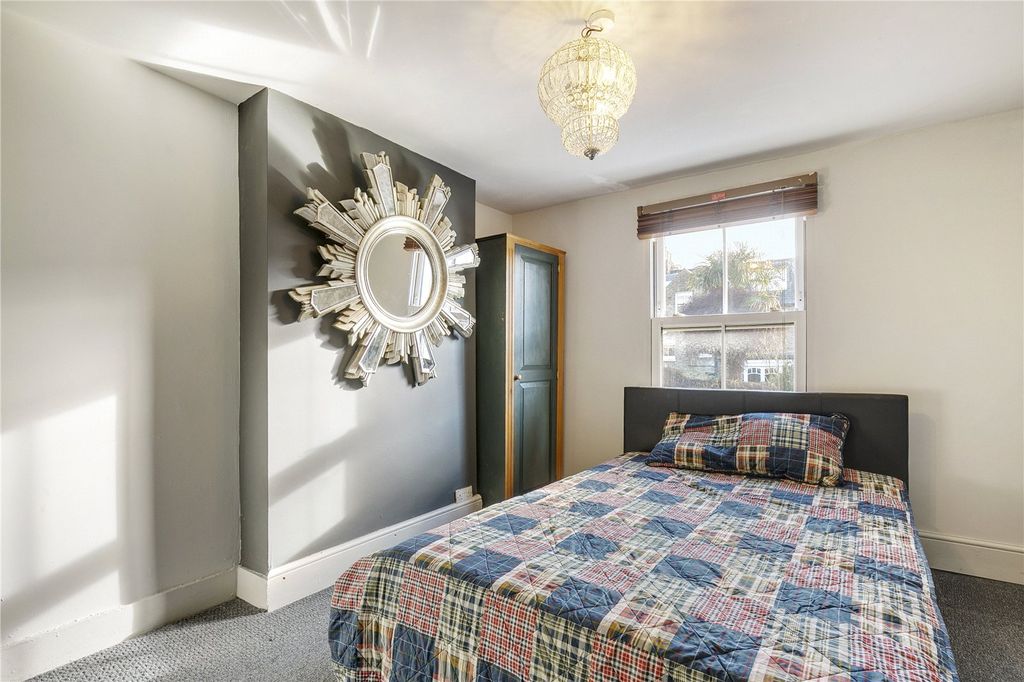 Property photo 3 of 10 Picture No. 16