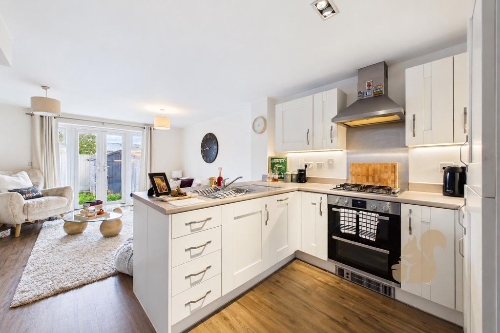 Property photo 3 of 16 Kitchen.Png
