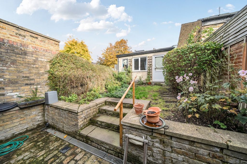 Property photo 3 of 14 Picture No. 15