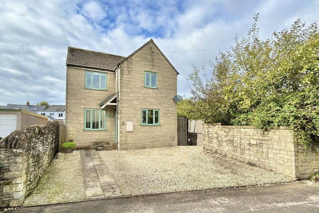 Property photo 1 of 19