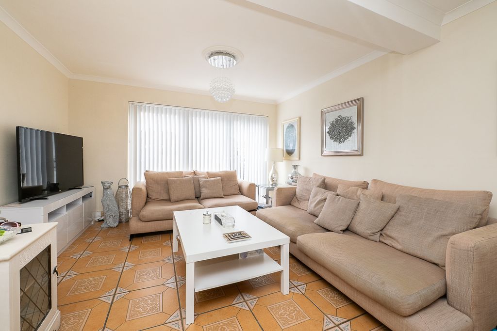 Property photo 3 of 15 Picture No. 07