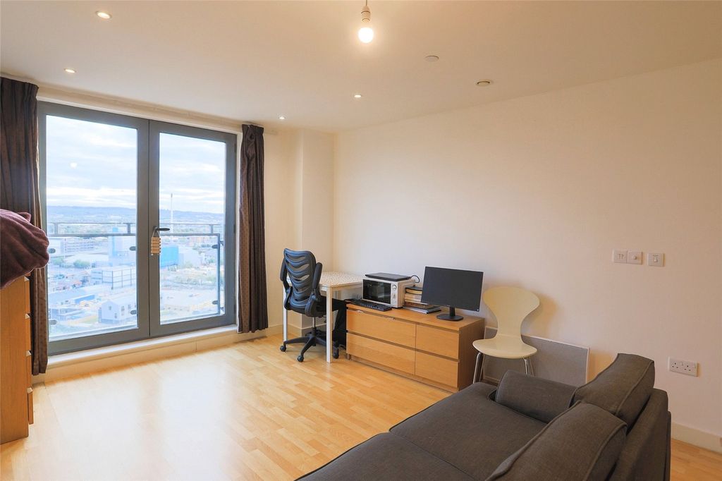 Property photo 2 of 10 Living Area