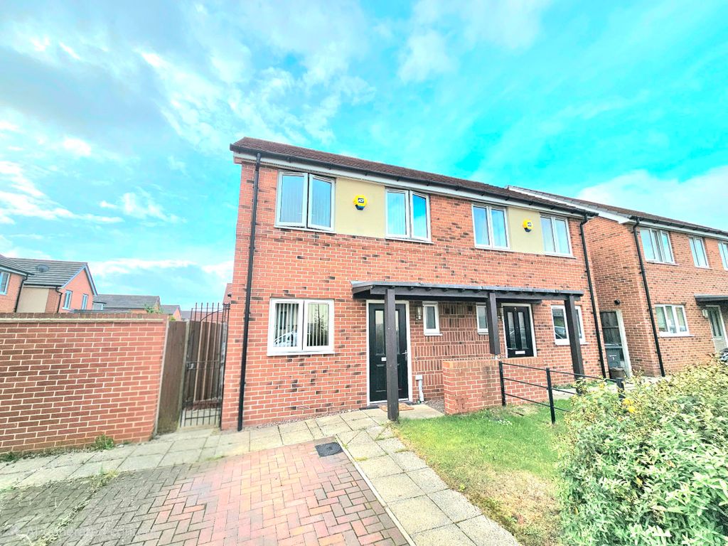 Property photo 1 of 26