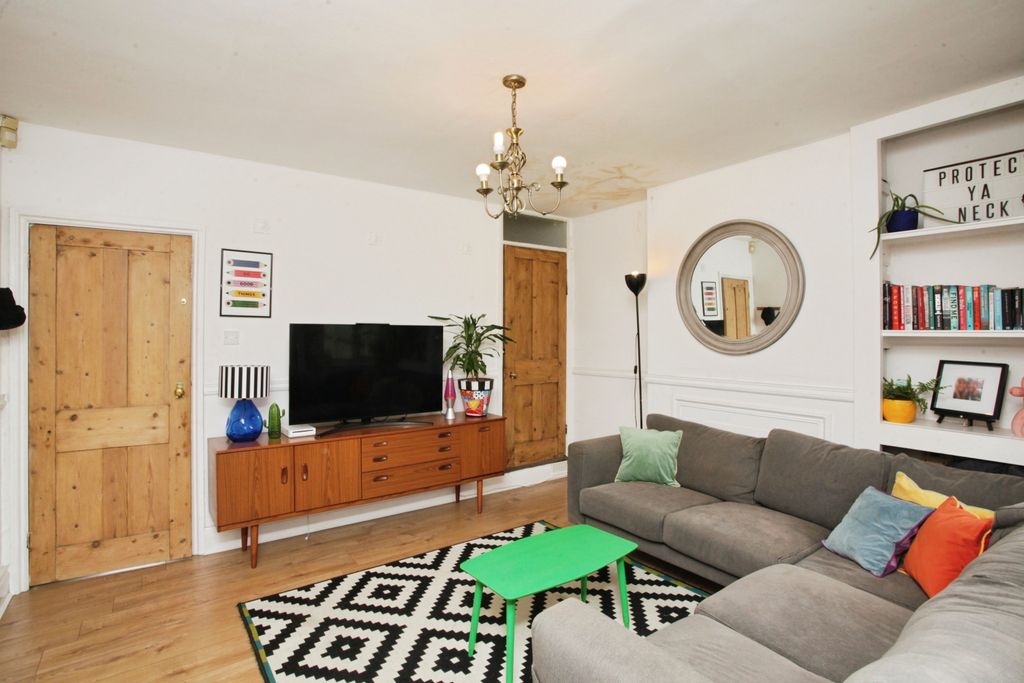 Property photo 3 of 15 Image