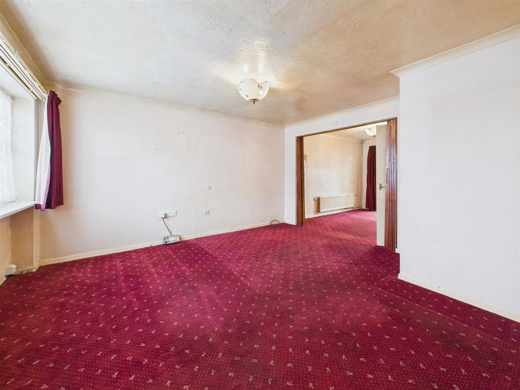 Property photo 3 of 14 Cam05510G0-Pr0144-Still006.Jpg