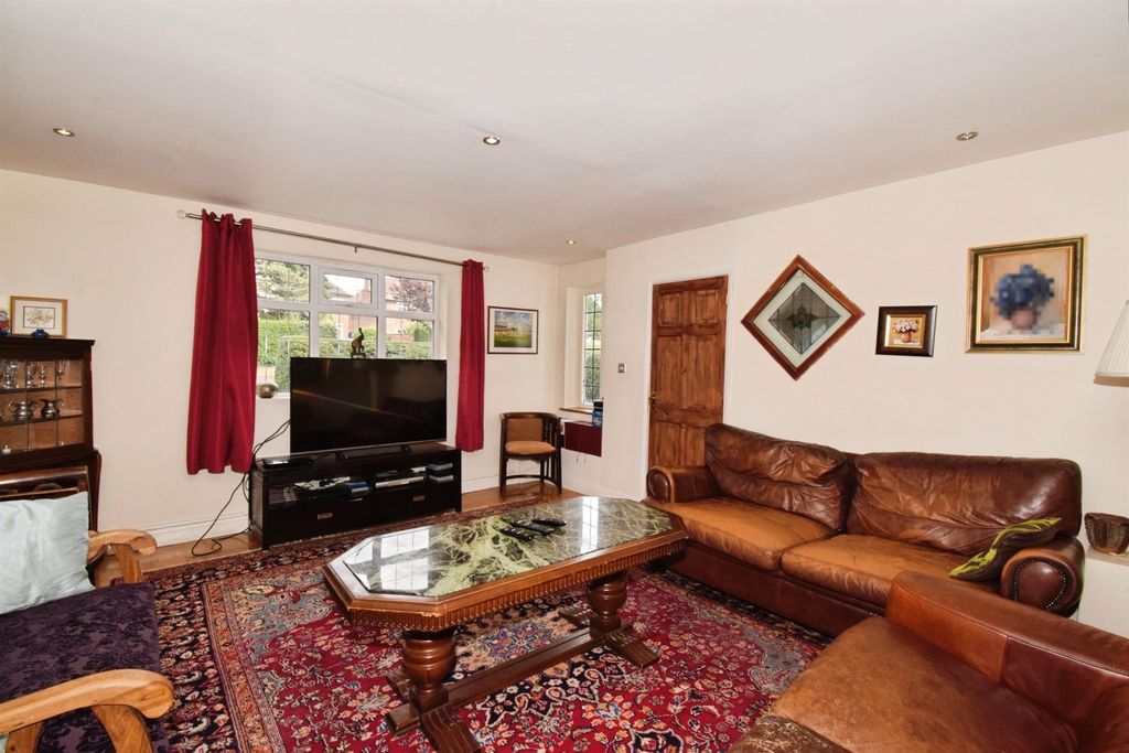 Additional image 56 of 4 bed detached house for saleShirley Road, Leicester LE2