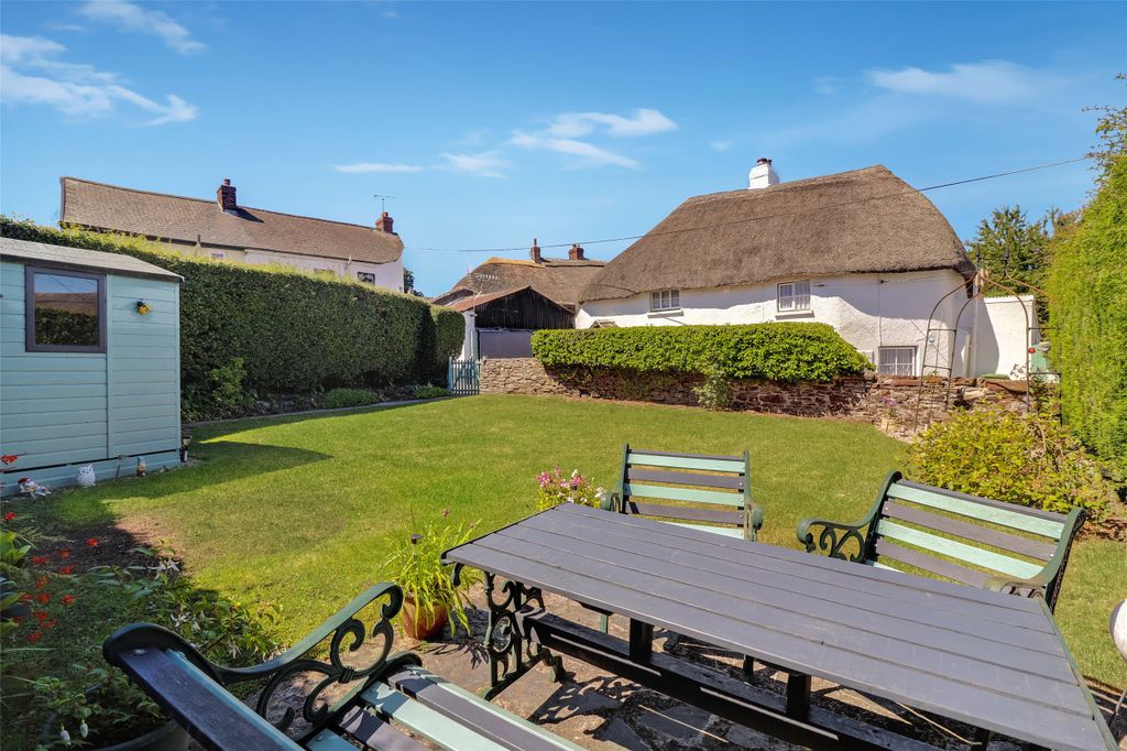 Property photo 1 of 12 1 - Picture No. 13