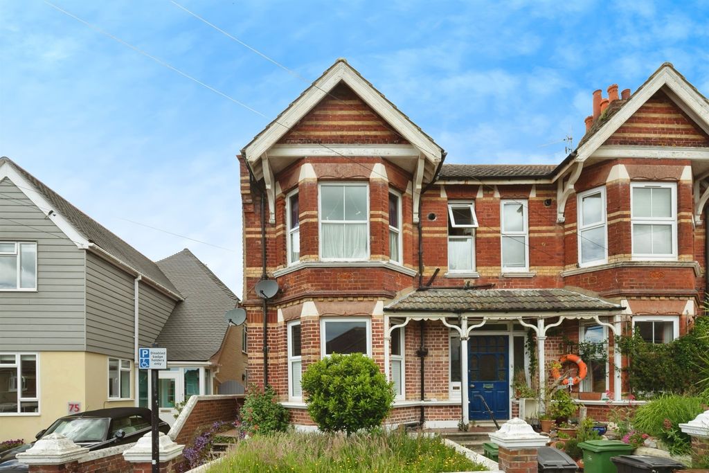 Property photo 1 of 13