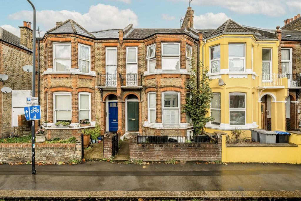 Property photo 1 of 1