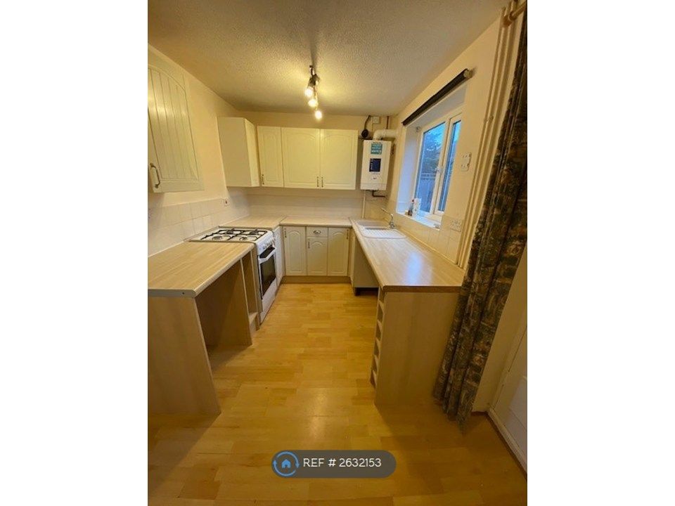 Property photo 3 of 6
