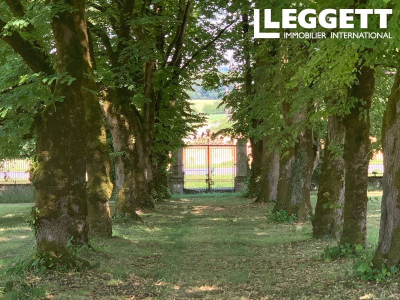 Property photo 3 of 10