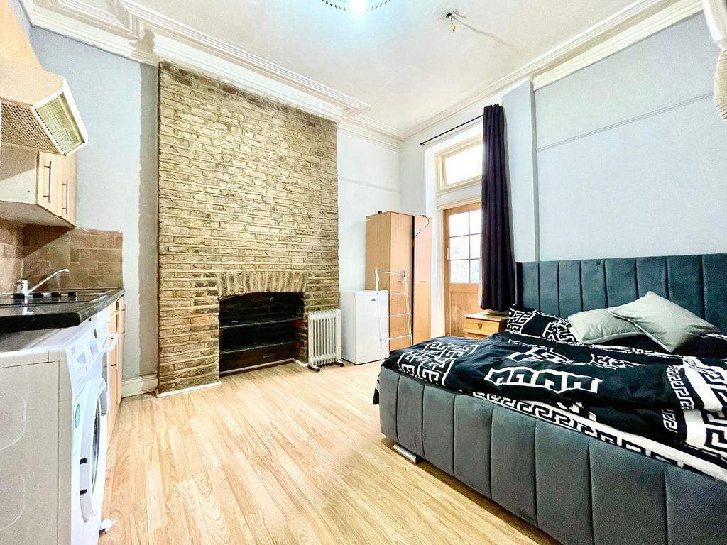 Property photo 1 of 6 Photo 1